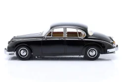 Daimler 250 V8 RHD Baujahr 1962 schwarz 1:18 KK-Scale