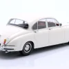 Daimler 250 V8 RHD Baujahr 1962 weiß 1:18 KK-Scale