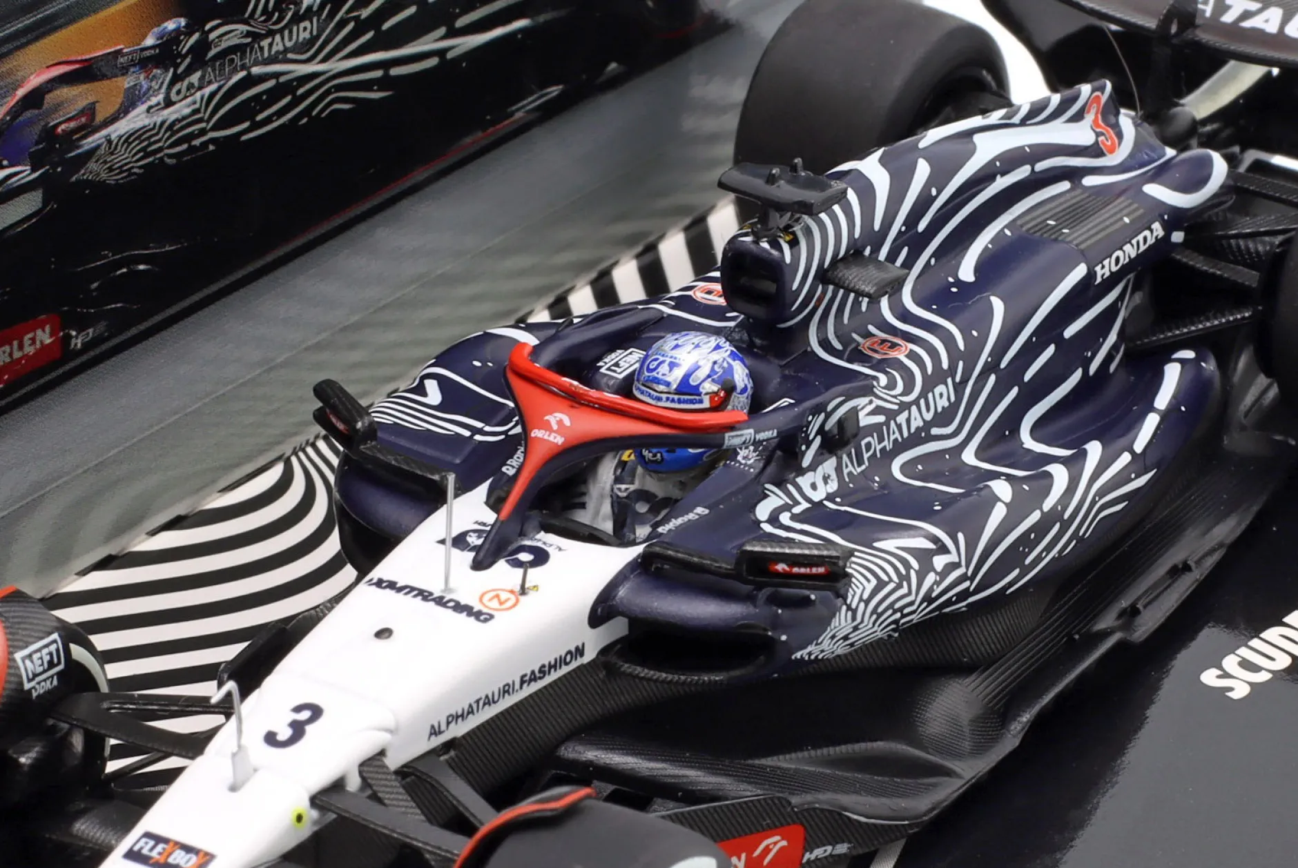 Daniel Ricciardo Alpha Tauri AT04 #3 Las Vegas GP Formel 1 2023 1:43 Minichamps