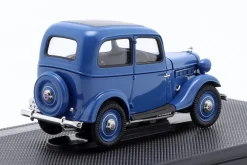 Datsun 17 Sedan Baujahr 1938 blau 1:43 Ebbro