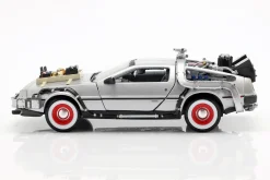 DeLorean Time Machine Back to the Future III 1:24 Welly