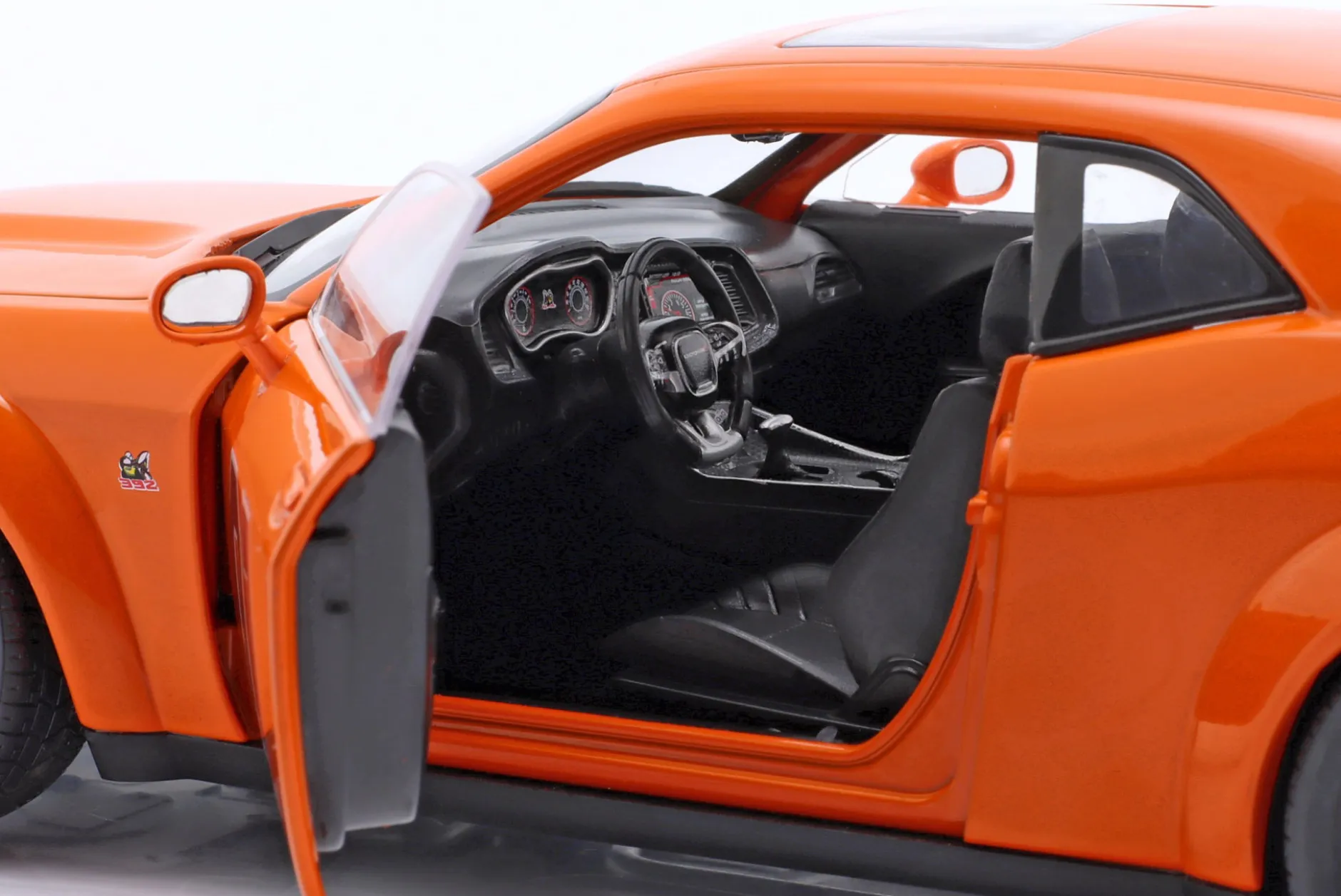 Dodge Challenger R/T Scat Pack Widebody #01 Hazzard Tribute 2023 1:18 Solido