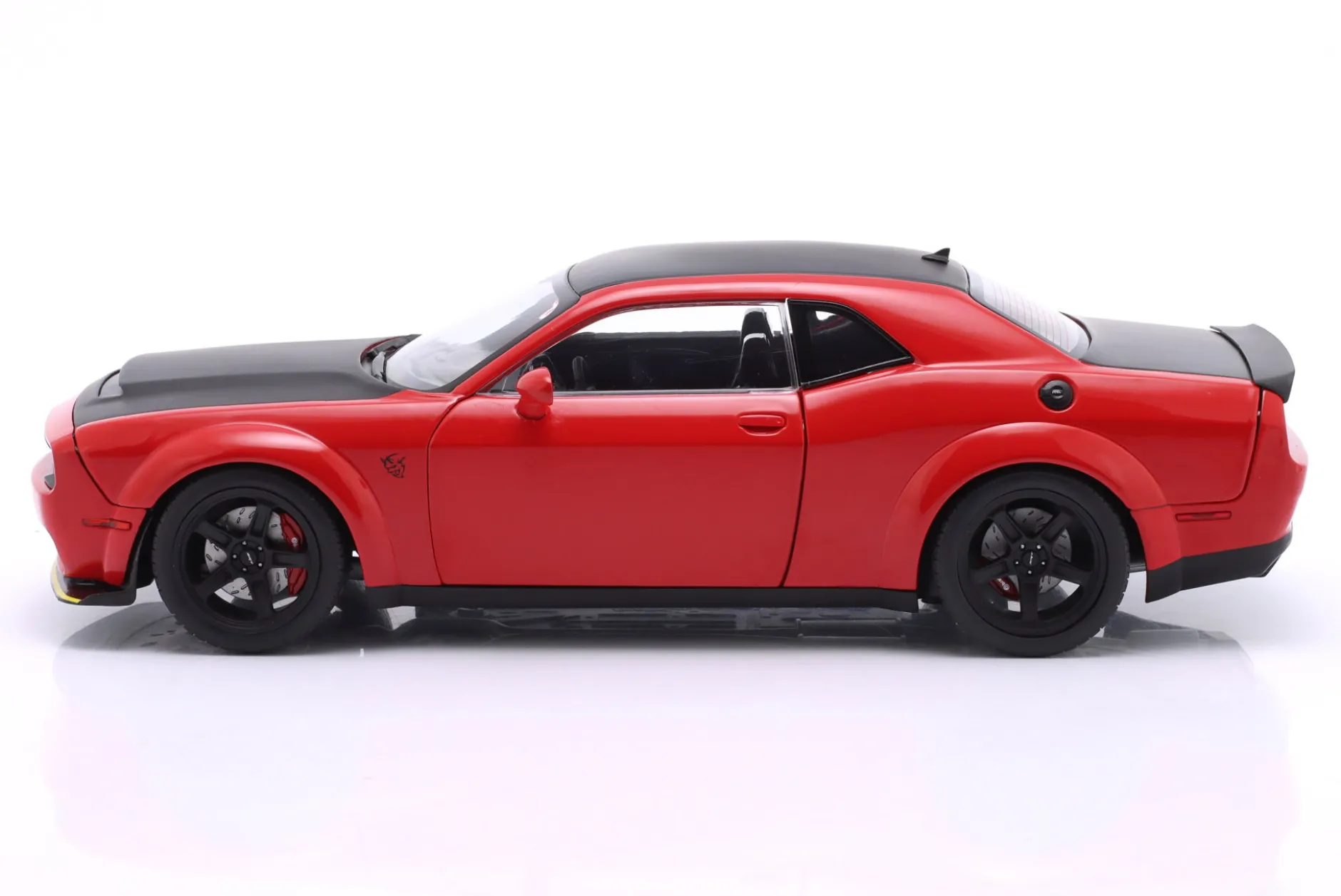 Dodge Challenger SRT Demon Baujahr 2023 rot 1:18 Solido