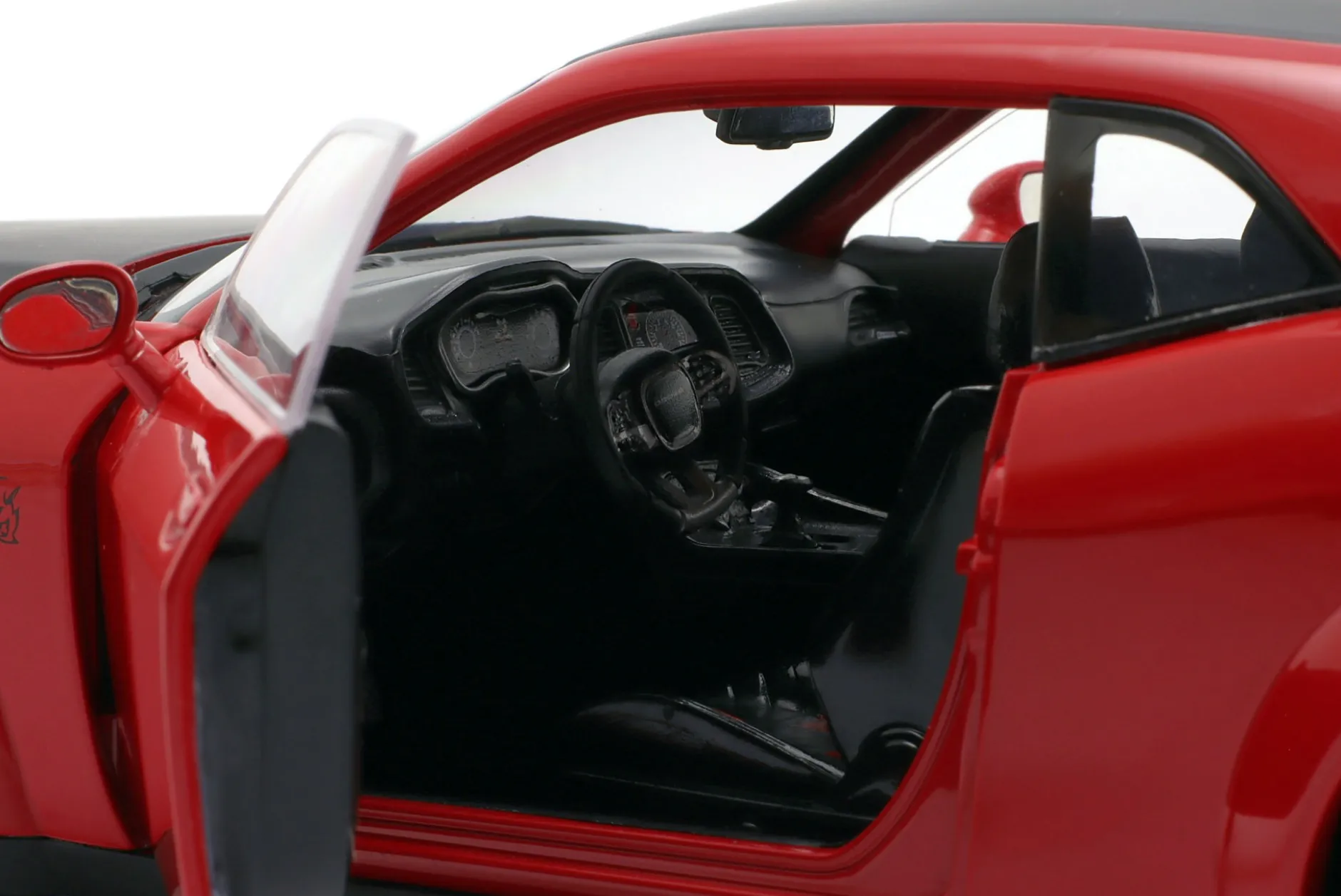 Dodge Challenger SRT Demon Baujahr 2023 rot 1:18 Solido