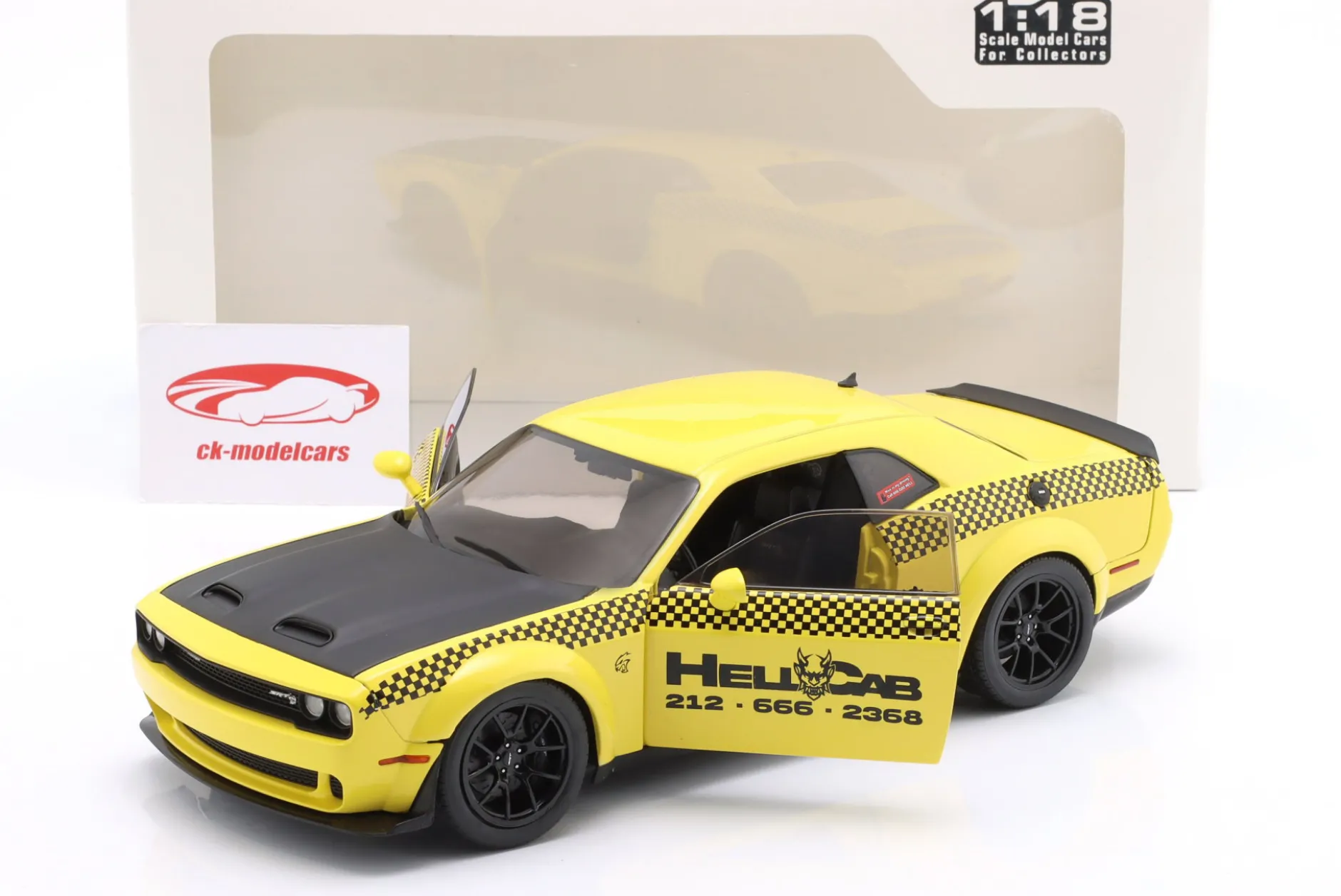 Dodge Challenger SRT Hellcat Redeye Widebody New York Hellcab 2023 1:18 Solido