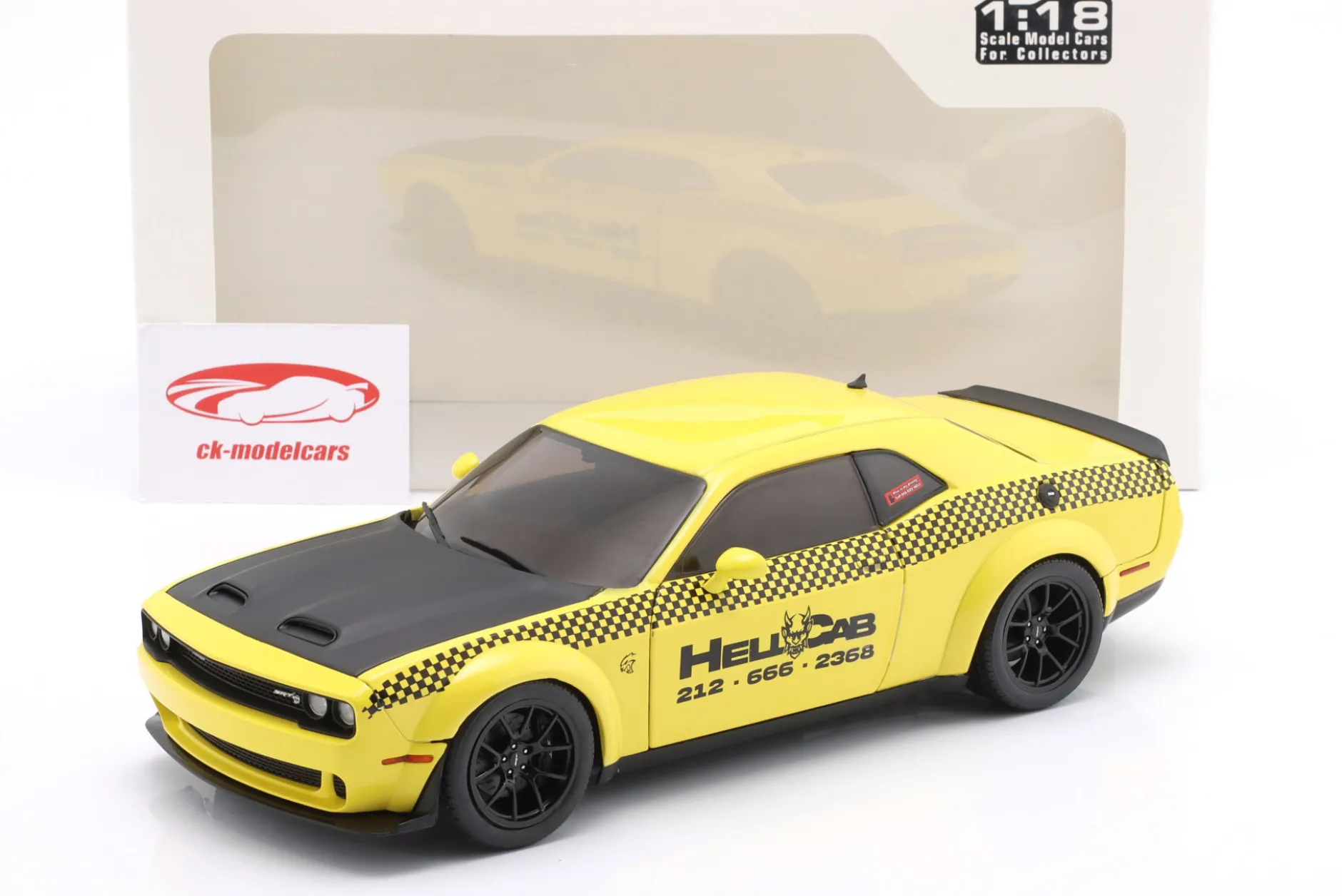 Dodge Challenger SRT Hellcat Redeye Widebody New York Hellcab 2023 1:18 Solido