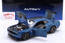 Dodge Challenger SRT Jailbreak Baujahr 2022 indigo blau 1:18 AUTOart