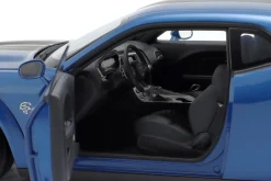 Dodge Challenger SRT Jailbreak Baujahr 2022 indigo blau 1:18 AUTOart