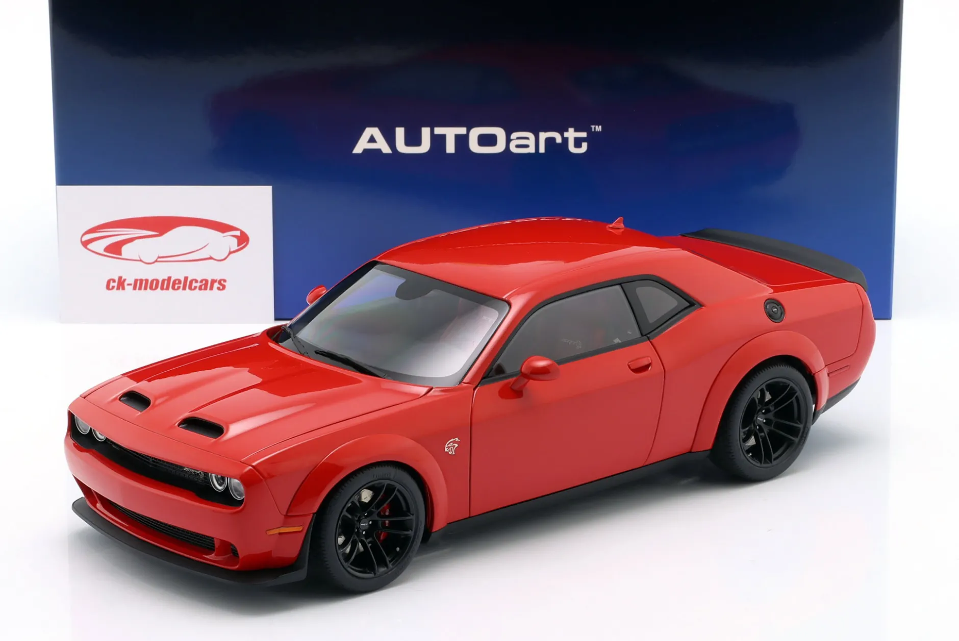 Dodge Challenger SRT Jailbreak 2022 feuerrot 1:18 AUTOart