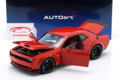 Dodge Challenger SRT Jailbreak 2022 feuerrot 1:18 AUTOart
