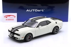 Dodge Challenger SRT Super Stock Baujahr 2023 weiß / karbon 1:18 AUTOart