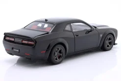 Dodge Challenger SRT Super Stock 2023 pechschwarz 1:18 AUTOart