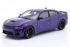 Dodge Charger Scat Pack Widebody lila 1:18 AUTOart