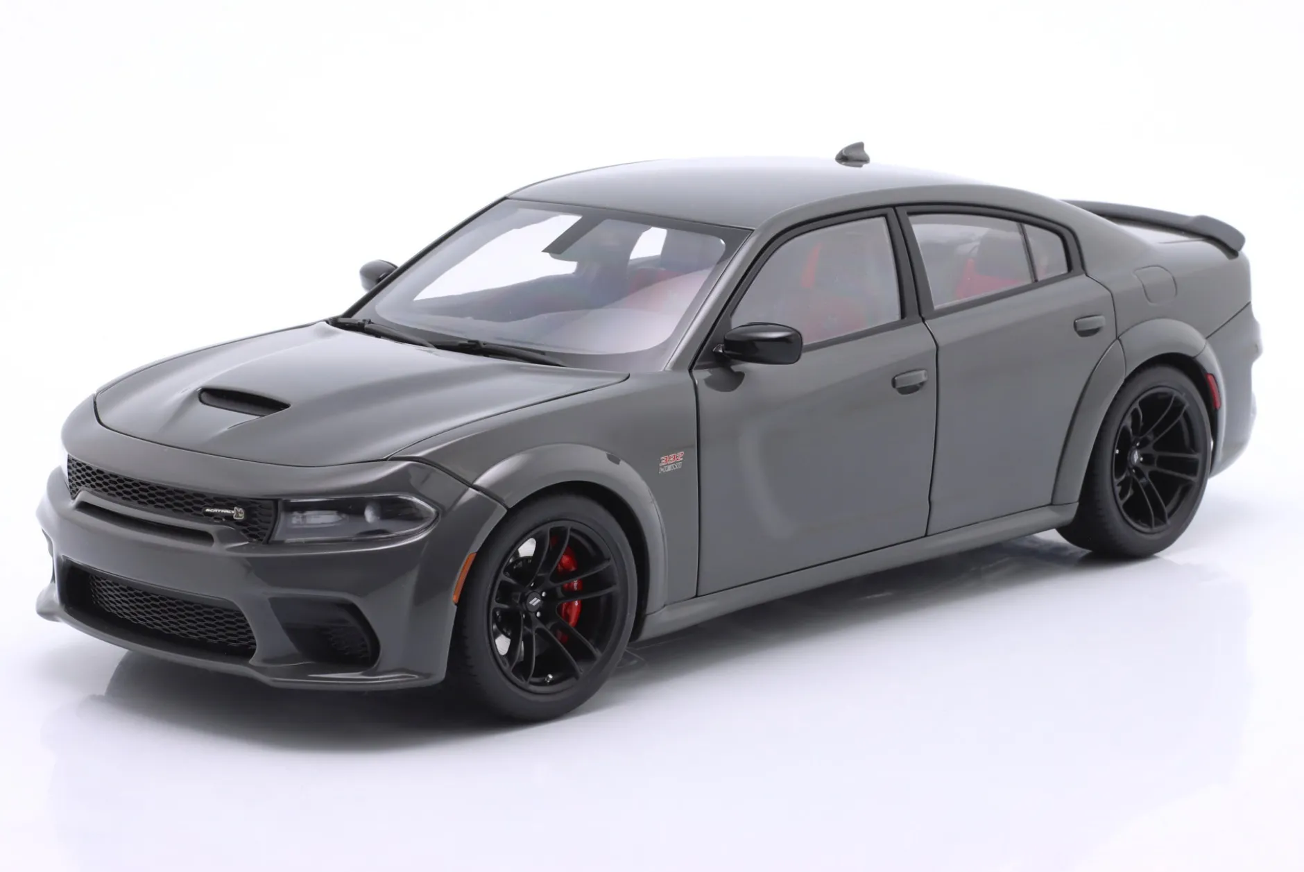Dodge Charger Scat Pack Widebody dunkelgrau 1:18 AUTOart