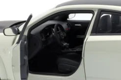 Dodge Charger SRT Hellcat Redeye Jailbreak weiß 1:18 AUTOart