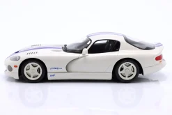 Dodge Viper GTS Coupe Baujahr 1996 weiß 1:18 GT-Spirit