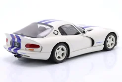 Dodge Viper GTS Coupe Baujahr 1996 weiß 1:18 GT-Spirit