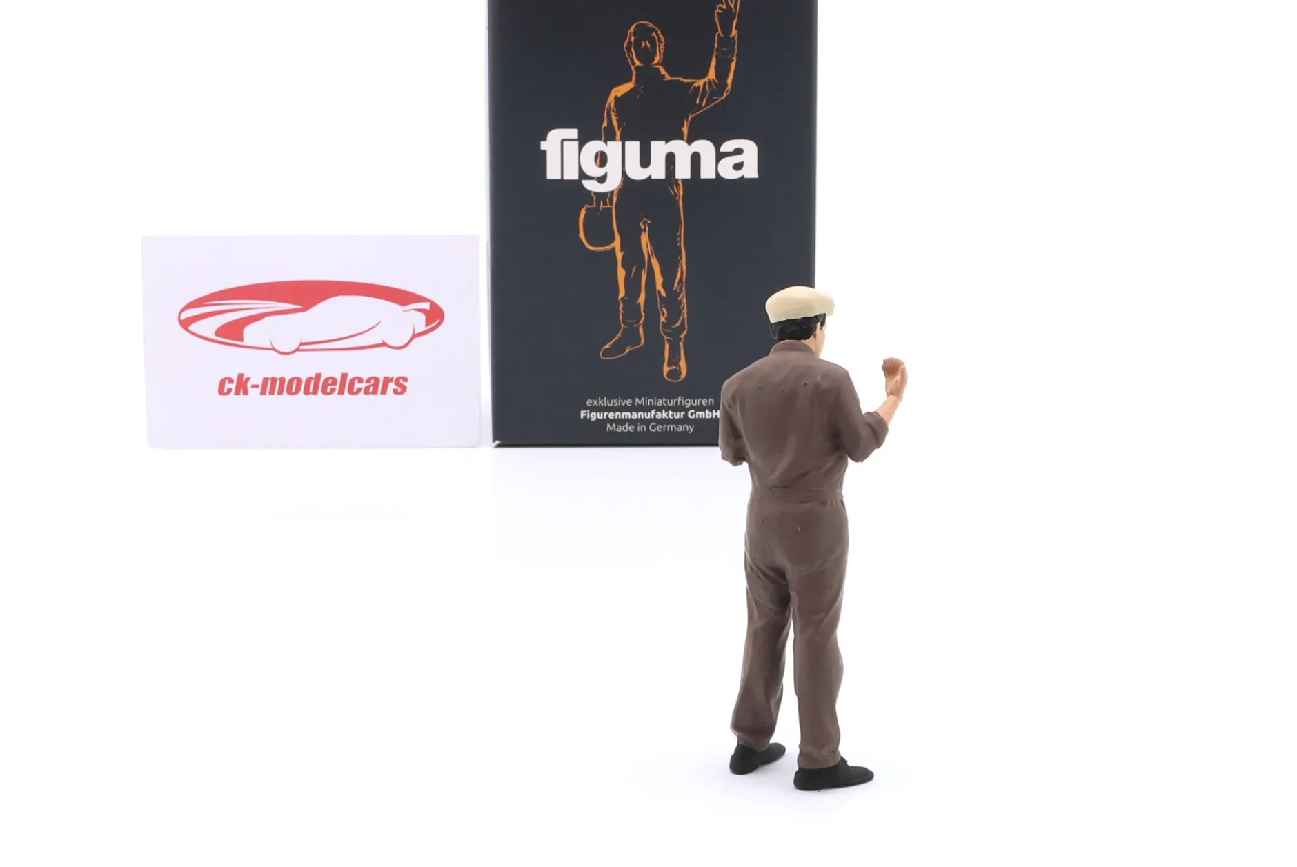 Einweiser mit braunem Overall - Figur 1:18 Figurenmanufaktur