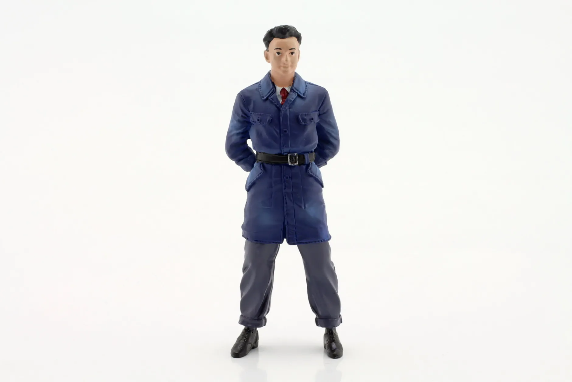 Enzo jung Figur 1:18 KK-Scale