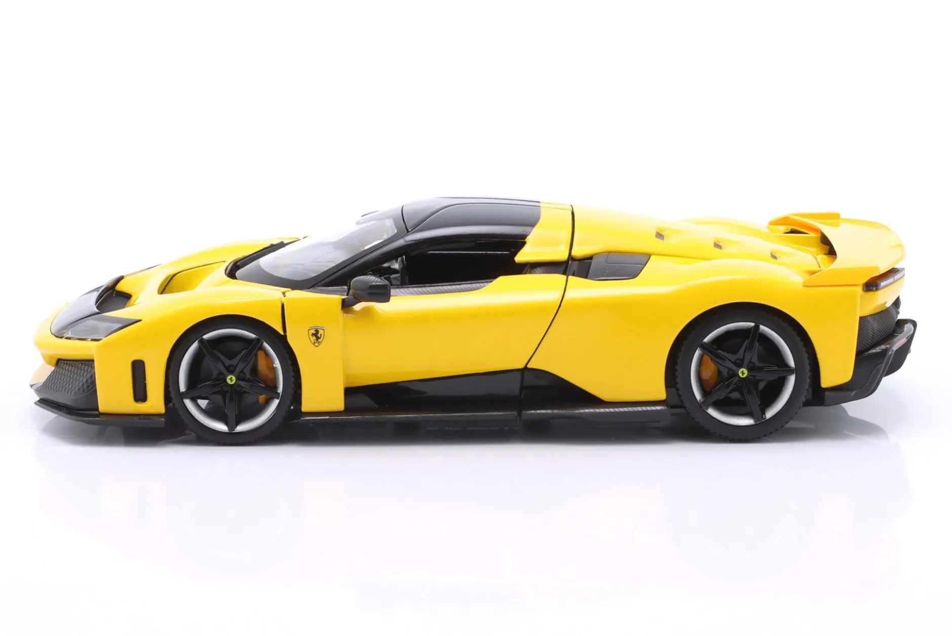 Ferrari F80 Baujahr 2024 gelb 1:24 Bburago