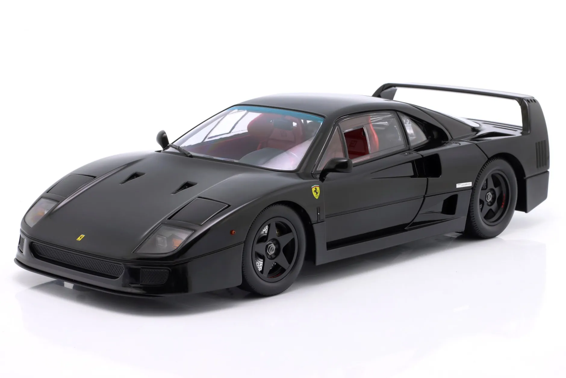 Ferrari F40 Lightweight Baujahr 1990 schwarz 1:12 KK-Scale