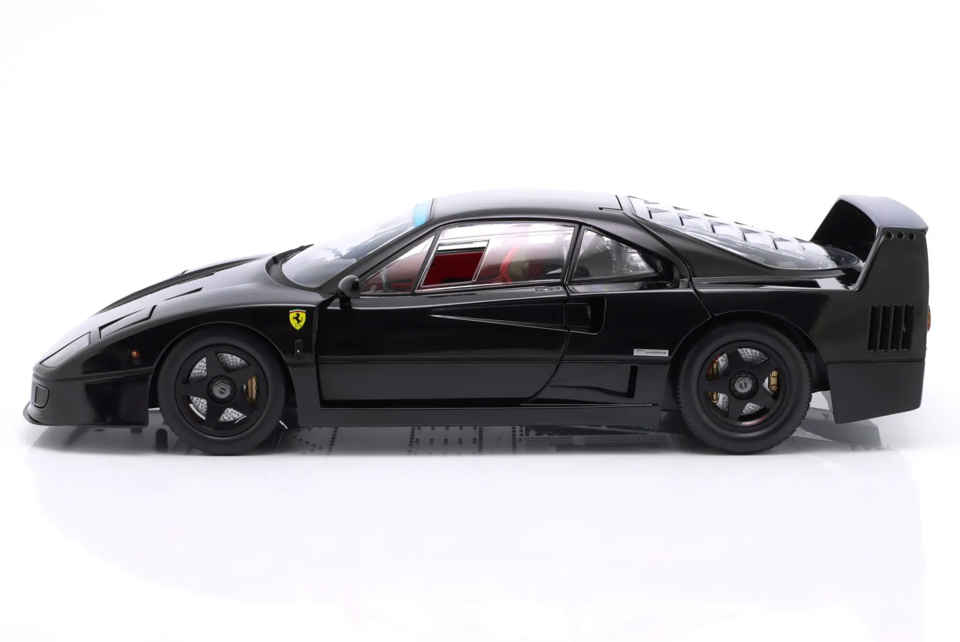 Ferrari F40 Lightweight Baujahr 1990 schwarz 1:12 KK-Scale