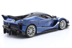 Ferrari FXX-K Evo 2017 Peter Mann #27 Tour de France blau 1:18 Bburago