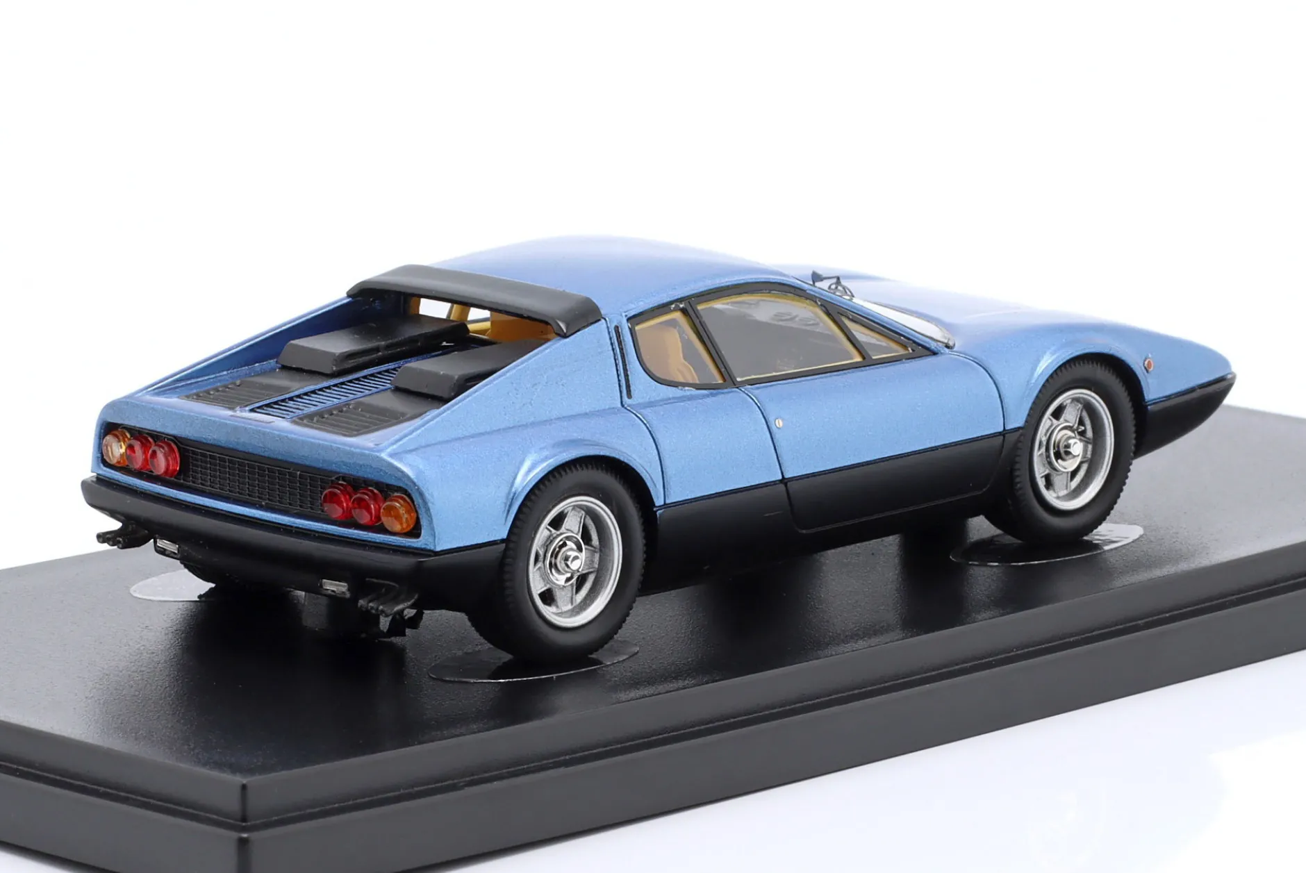 Ferrari 365 GT/4 BB Baujahr 1973-1976 blau metallic 1:43 AutoCult