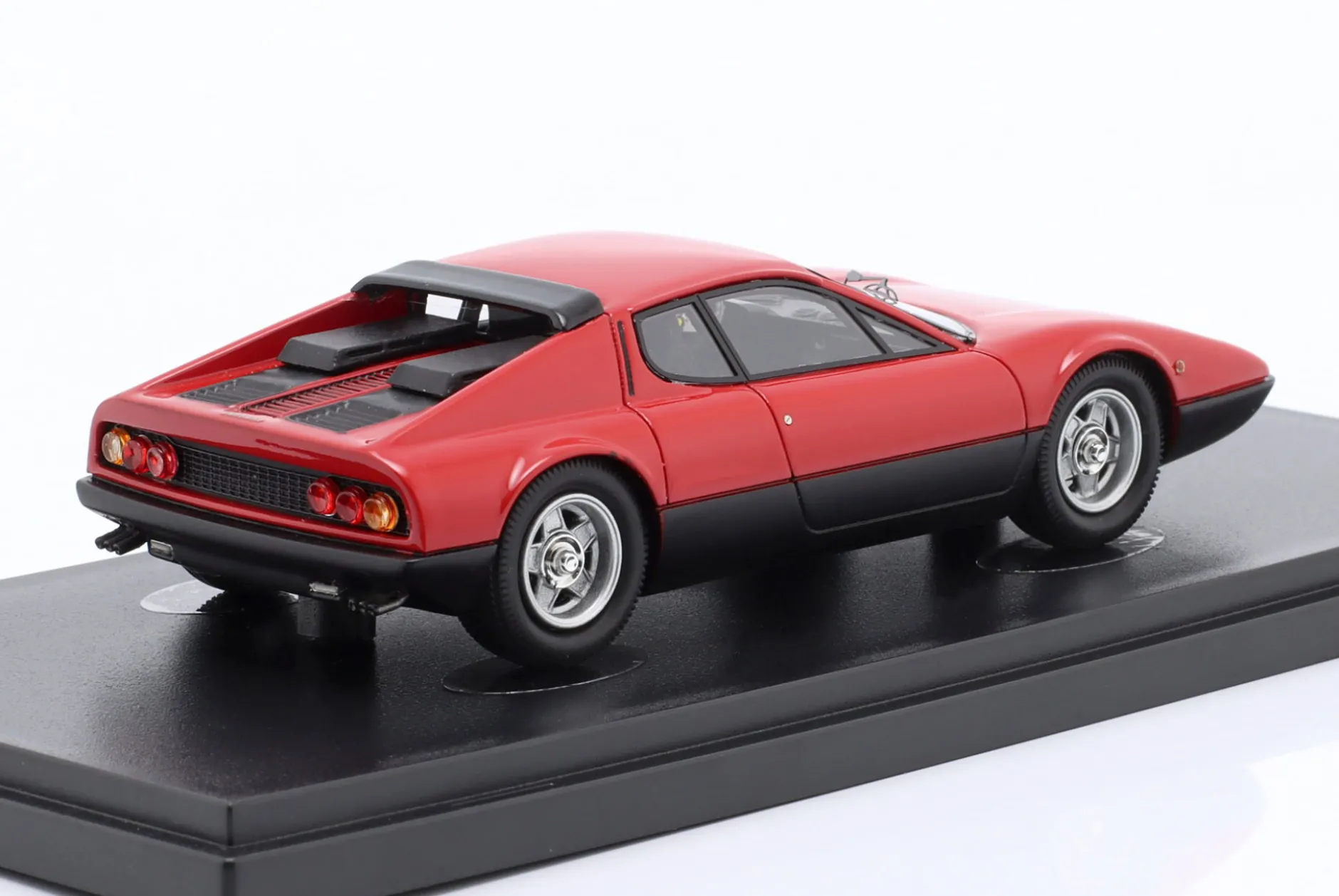 Ferrari 365 GT/4 BB Baujahr 1973-1976 rot 1:43 AutoCult