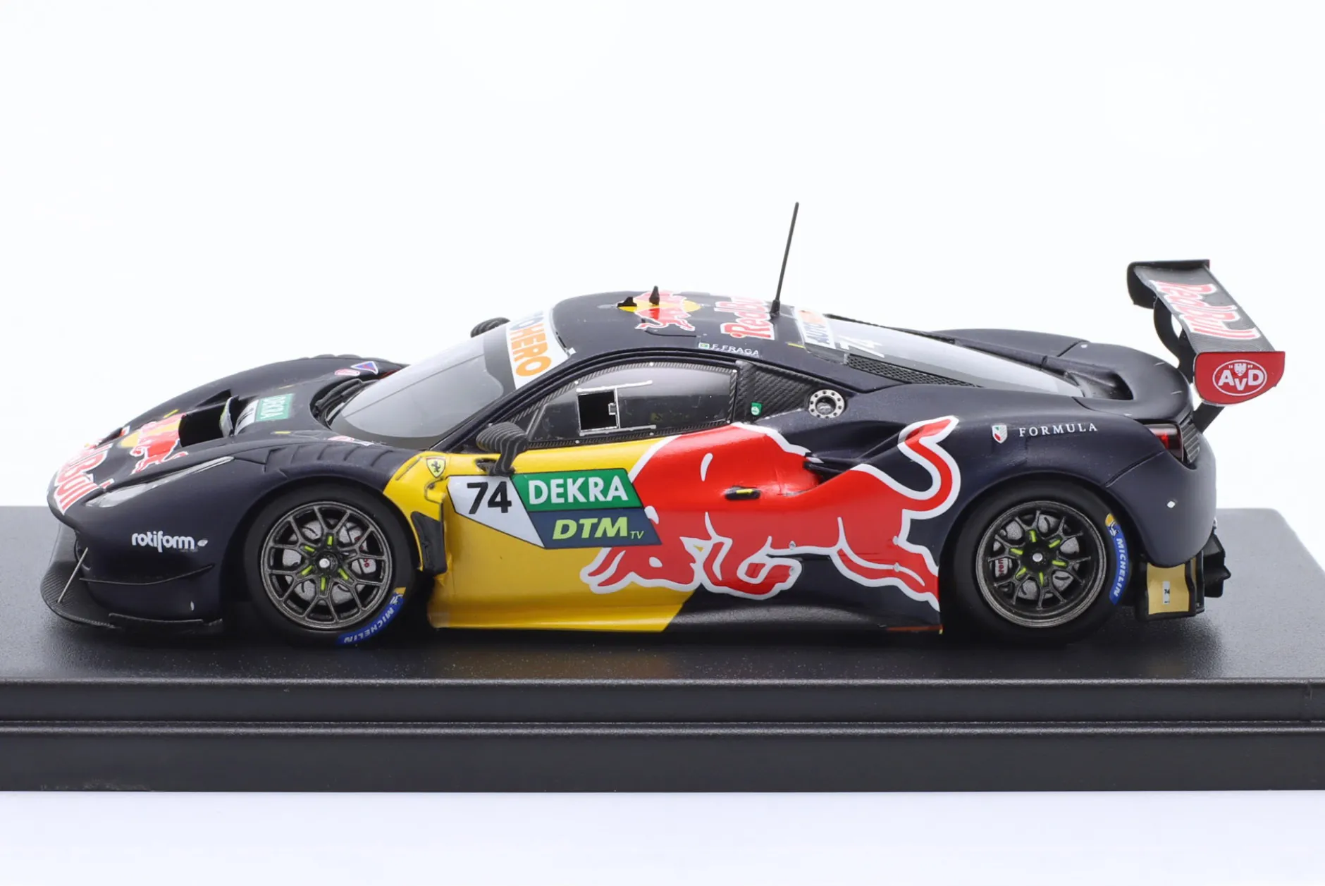 Ferrari 488 GT3 Evo #74 DTM 2022 Felipe Fraga 1:43 LookSmart