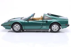 Ferrari 308 GTS QV US-Version 1982 (TV-Serie Magnum) grün metallic 1:12 KK-Scale