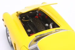Ferrari 250 GT SWB Passo Corto Baujahr 1961 gelb 1:12 KK-Scale
