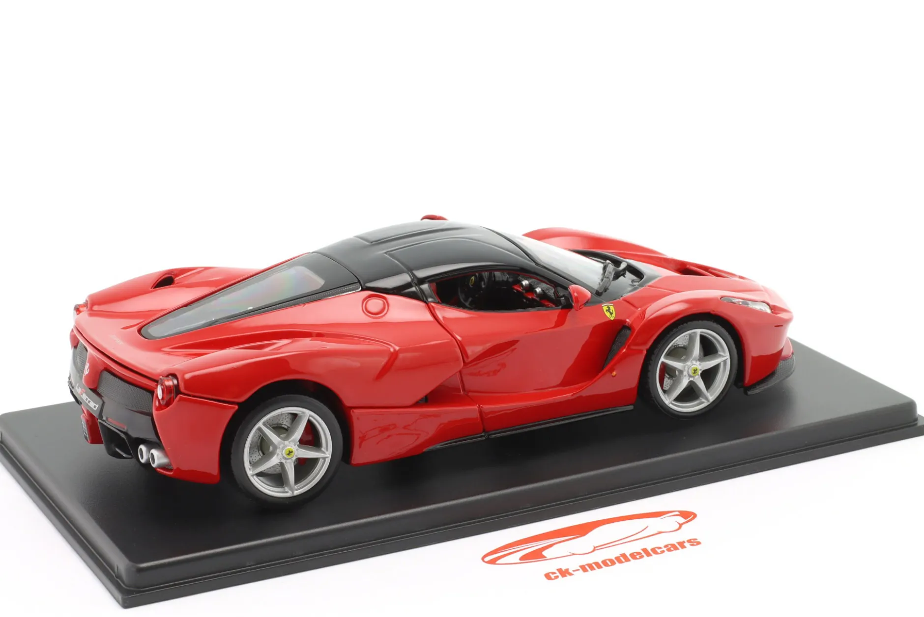 Ferrari LaFerrari Baujahr 2013 rot / schwarz 1:24 Bburago
