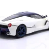 Ferrari LaFerrari Baujahr 2012 weiß / blau 1:18 BBR