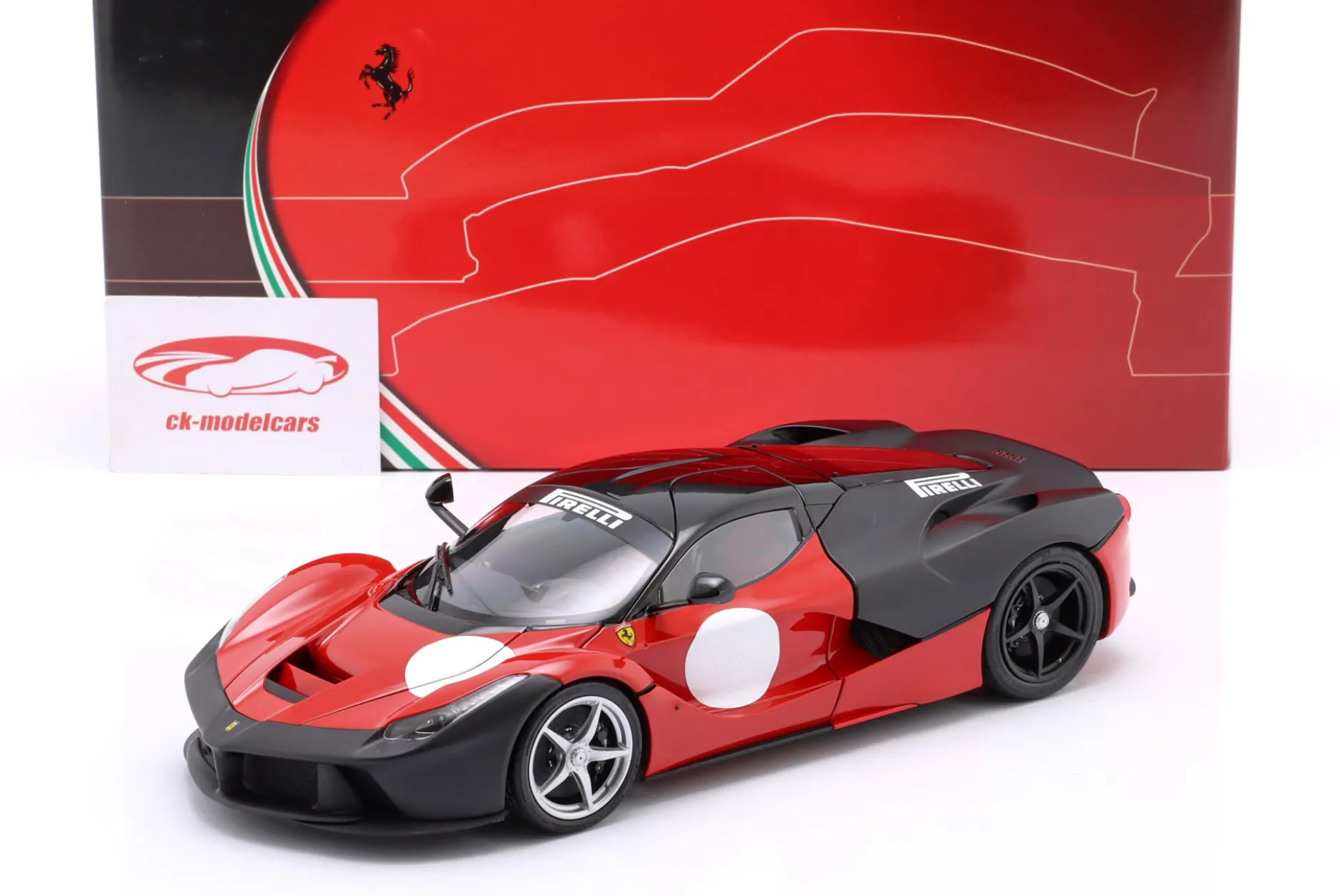 Ferrari LaFerrari 3rd Phase Prototype Test 2012 rot / schwarz 1:18 BBR