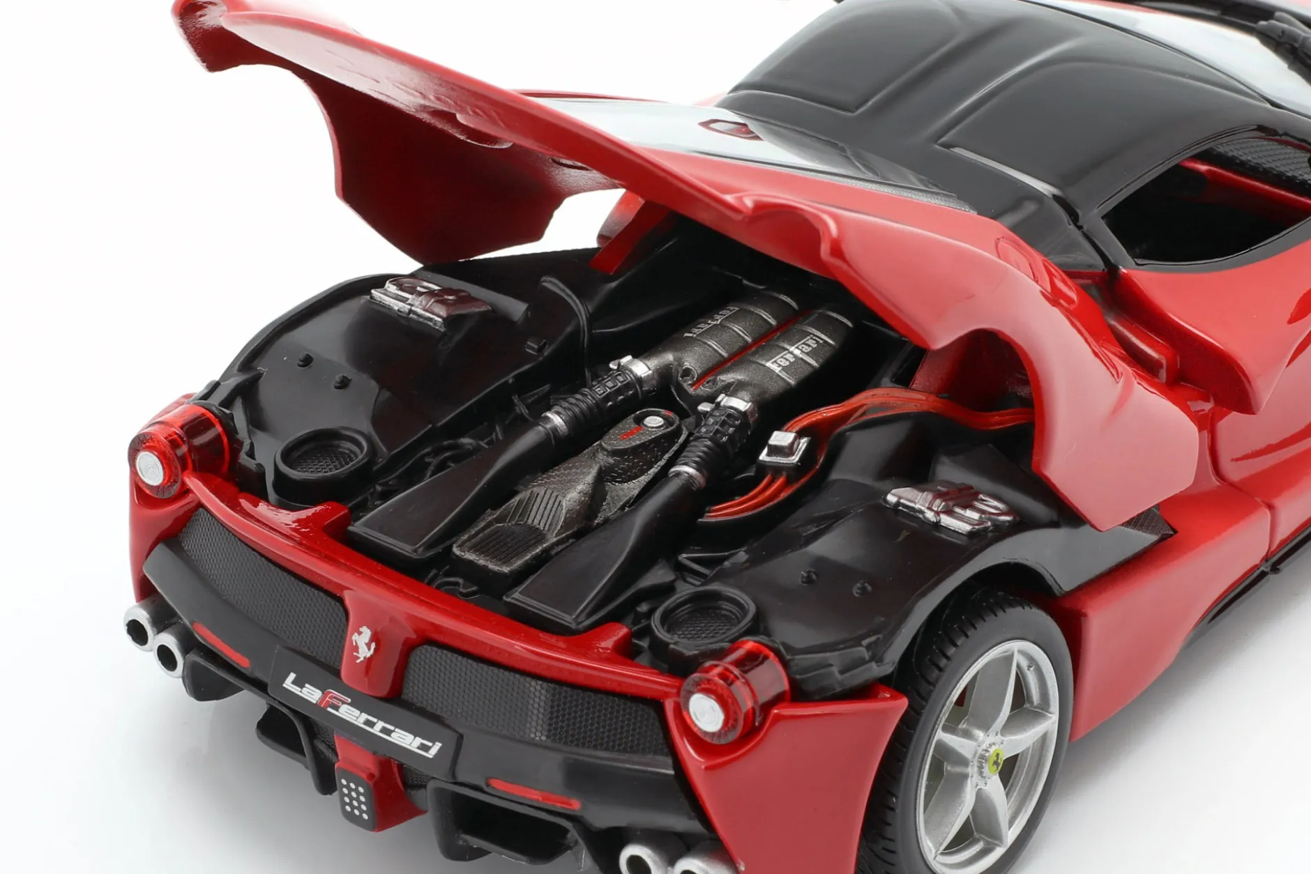 Ferrari LaFerrari rot / schwarz 1:24 Bburago