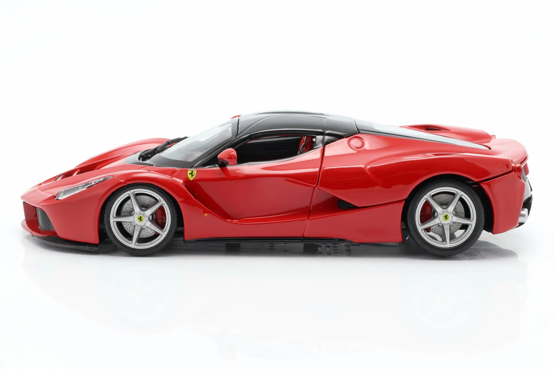 Ferrari LaFerrari rot / schwarz 1:24 Bburago