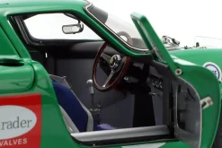 Ferrari 250 LM #27 24h Daytona 1966 Piper, Attwood 1:18 CMC