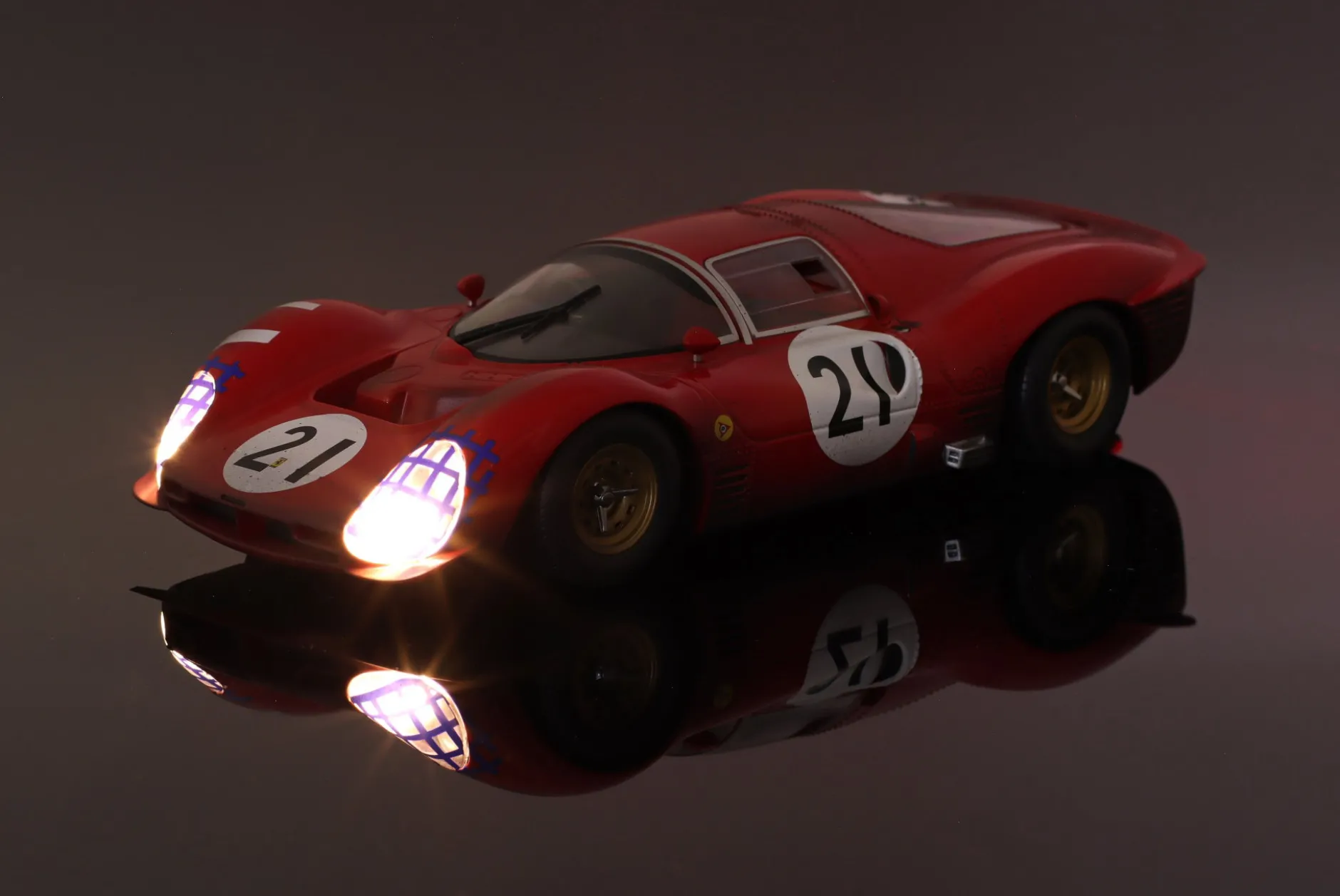 Ferrari 330 P3 Coupé #21 24h LeMans 1966 Dirty Version 1:18 WERK83