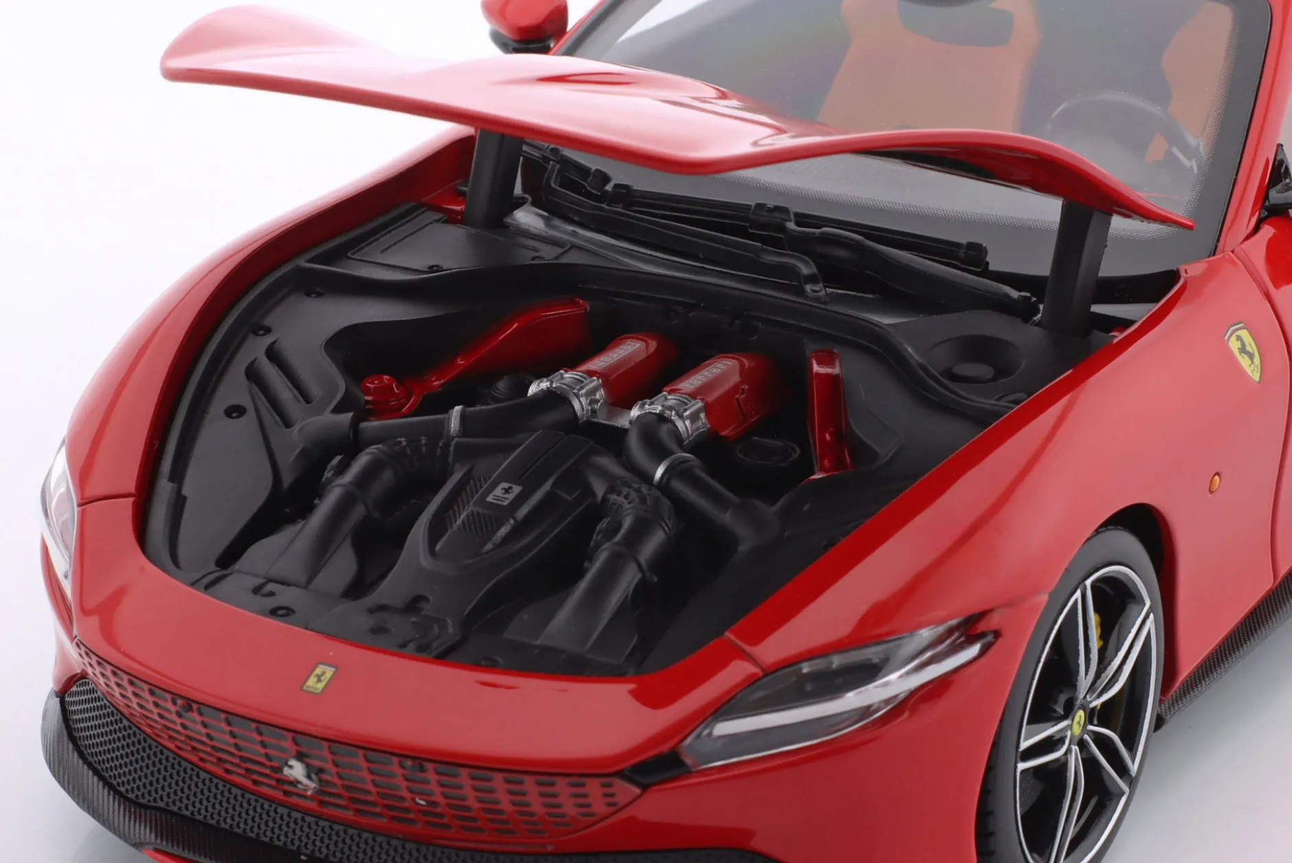 Ferrari Roma Baujahr 2019 corsa rot 1:18 Polistil