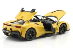 Ferrari SF90 Spider Baujahr 2021 gold metallic 1:18 Bburago