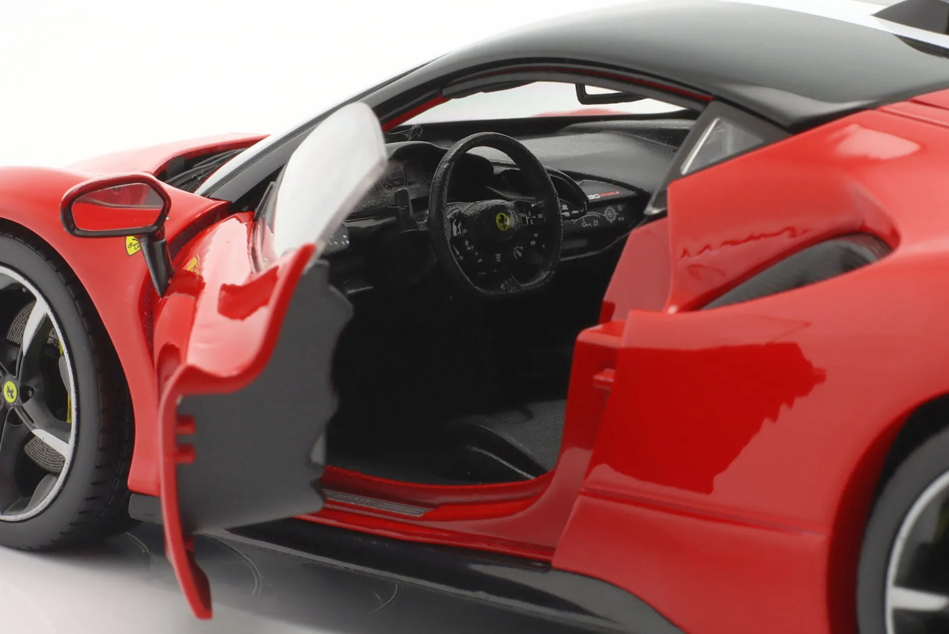 Ferrari SF90 Stradale Assetto Fiorano 2020 rot 1:18 Bburago Signature