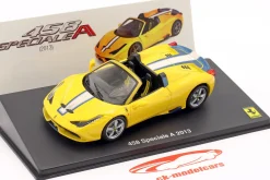 Ferrari 458 Speciale A Baujahr 2013 mit Vitrine gelb 1:43 Altaya