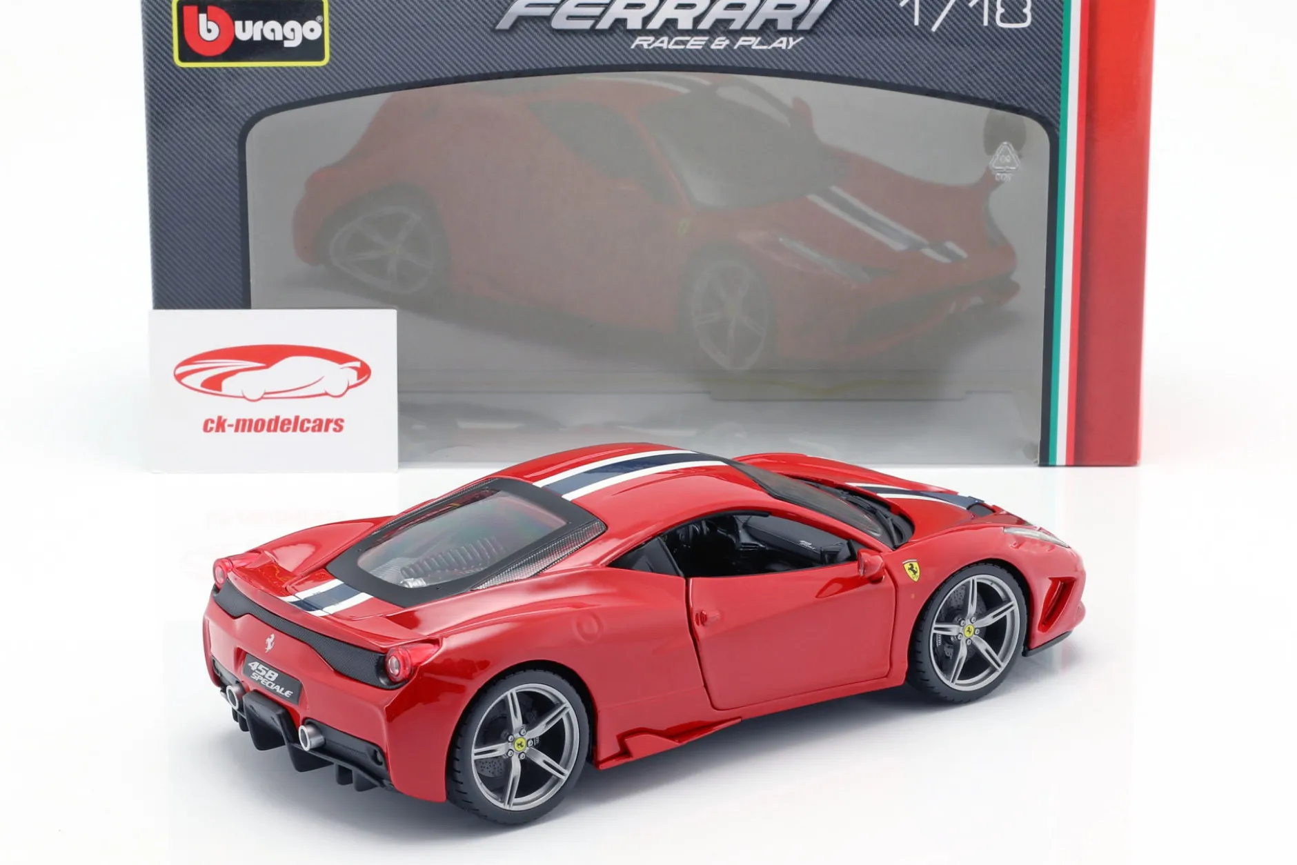 Ferrari 458 Speciale rot / weiß / blau 1:18 Bburago