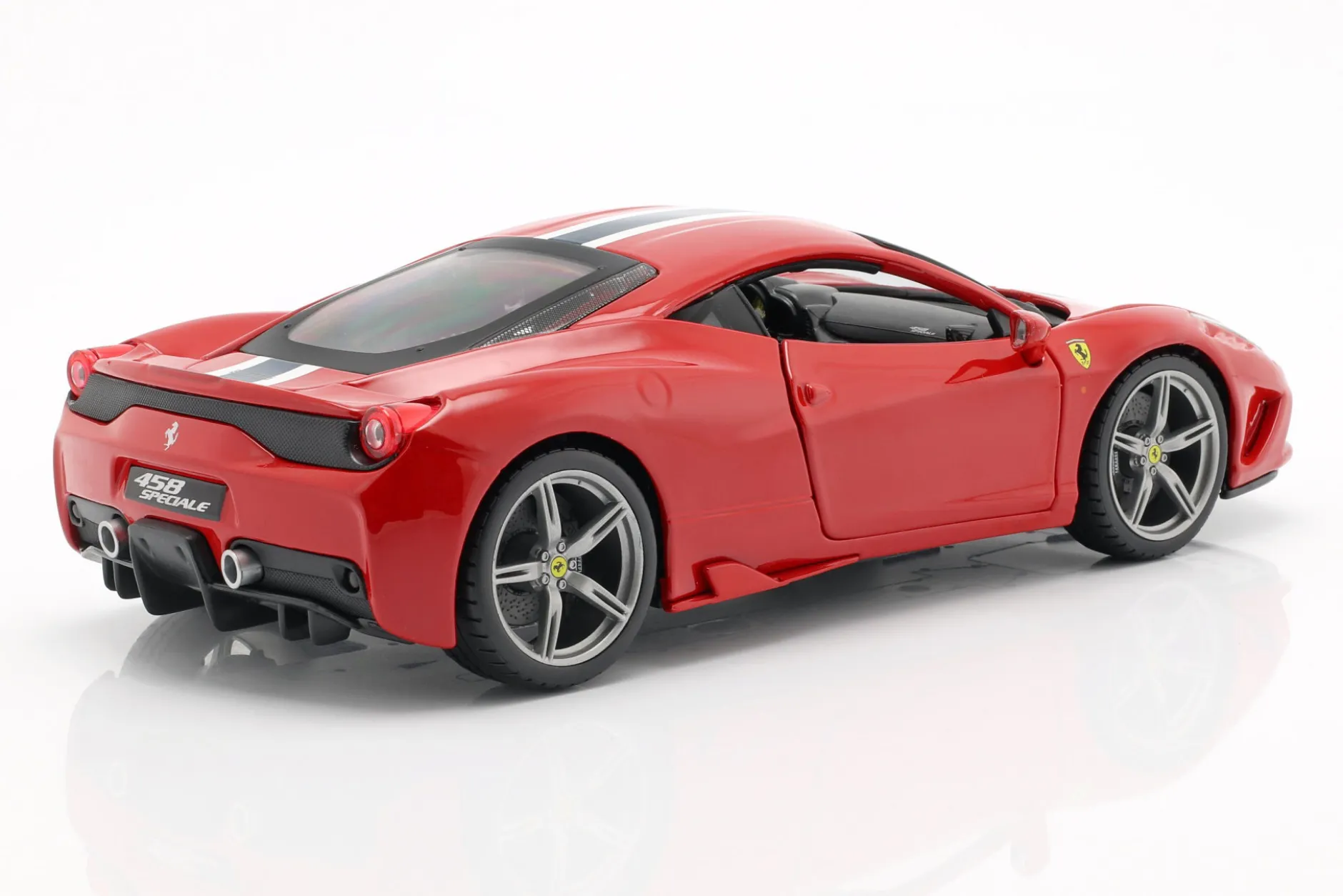 Ferrari 458 Speciale rot / weiß / blau 1:18 Bburago