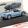 Ferrari 360 Spider Baujahr 2000 mit Vitrine hellblau metallic 1:43 Altaya