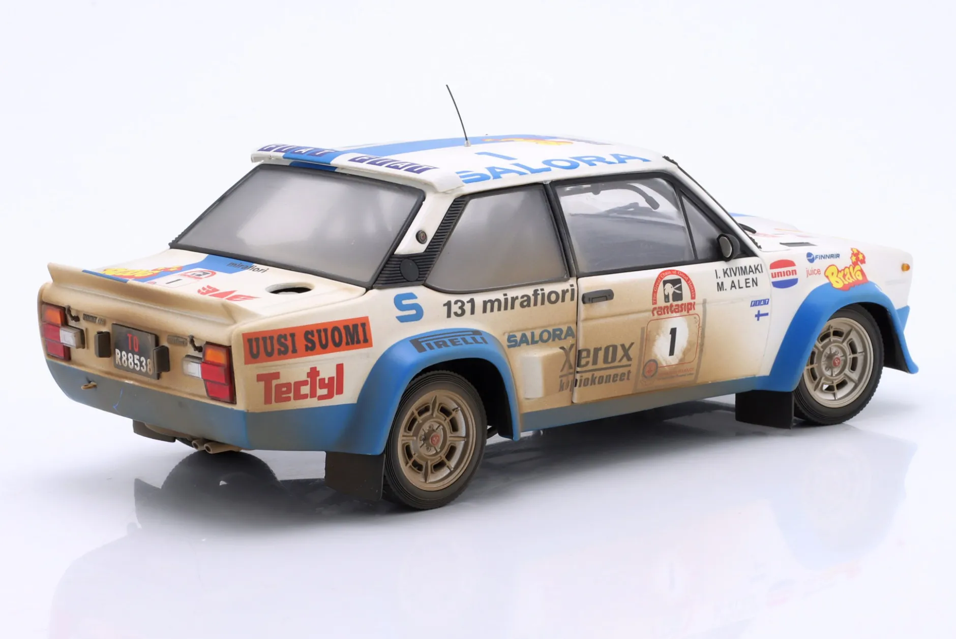 Fiat 131 Abarth Dirty Version #1 Sieger Rallye 1000 Lakes 1980 Alen, Kivimäki 1:18 Kyosho