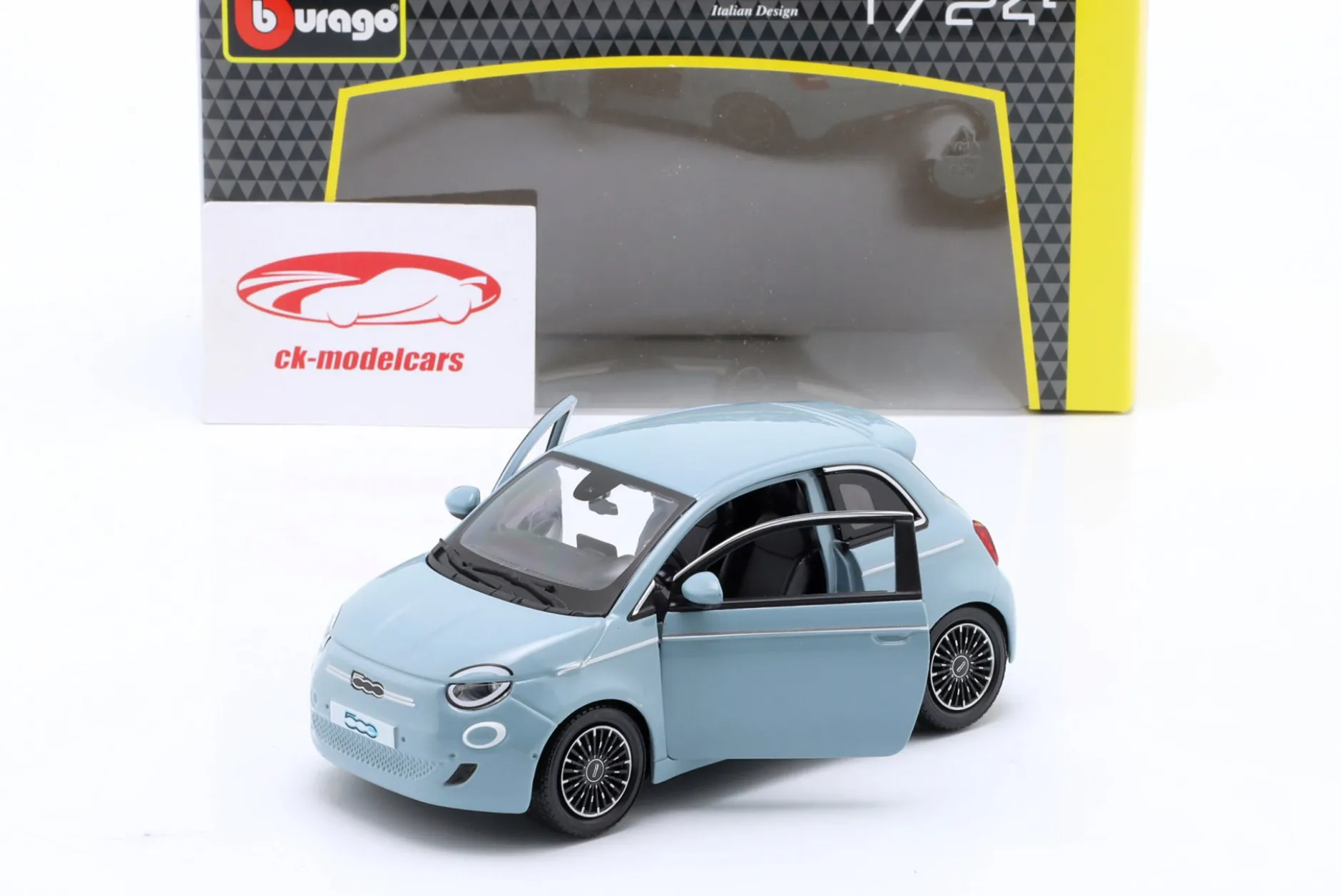 Fiat 500e Baujahr 2023 hellblau 1:24 Bburago