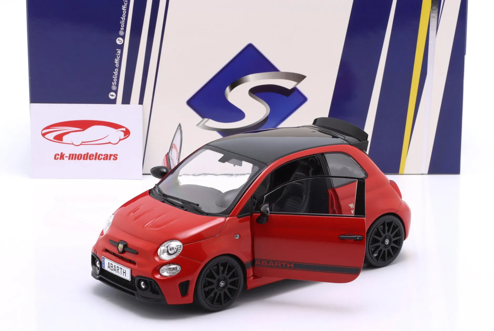 Fiat F595 Abarth Baujahr 2023 rot 1:18 Solido