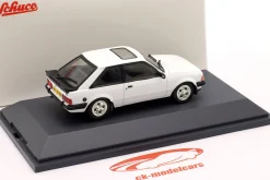 Ford Escort XR3 Baujahr 1983 weiß 1:43 Schuco